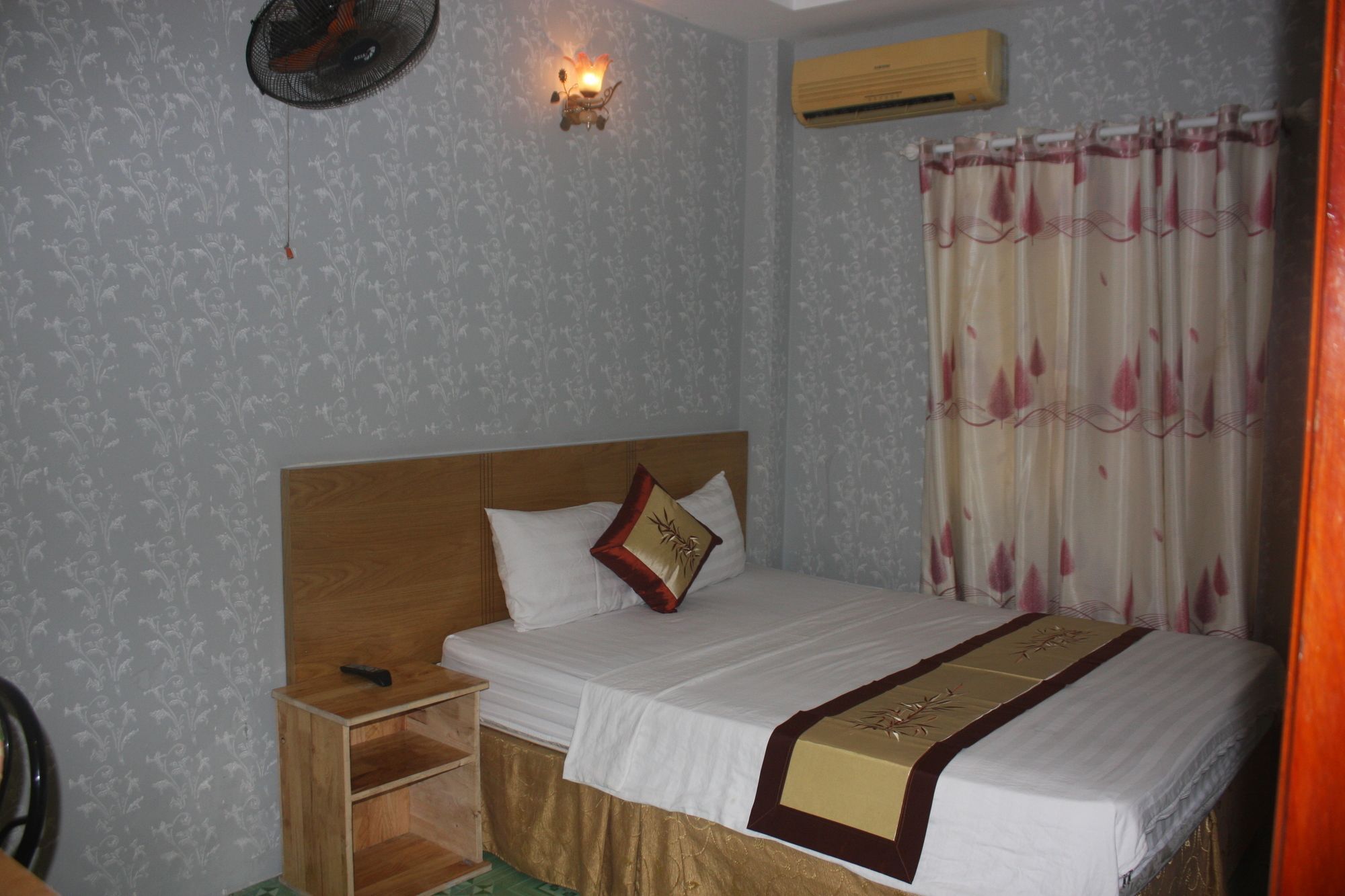 Khách sạn Koniko TP. Hồ Chí Minh Ngoại thất bức ảnh